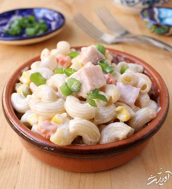 طرز تهیه سالاد ماکارونی با سوسیس سالاد ماکارونی با سوسیس